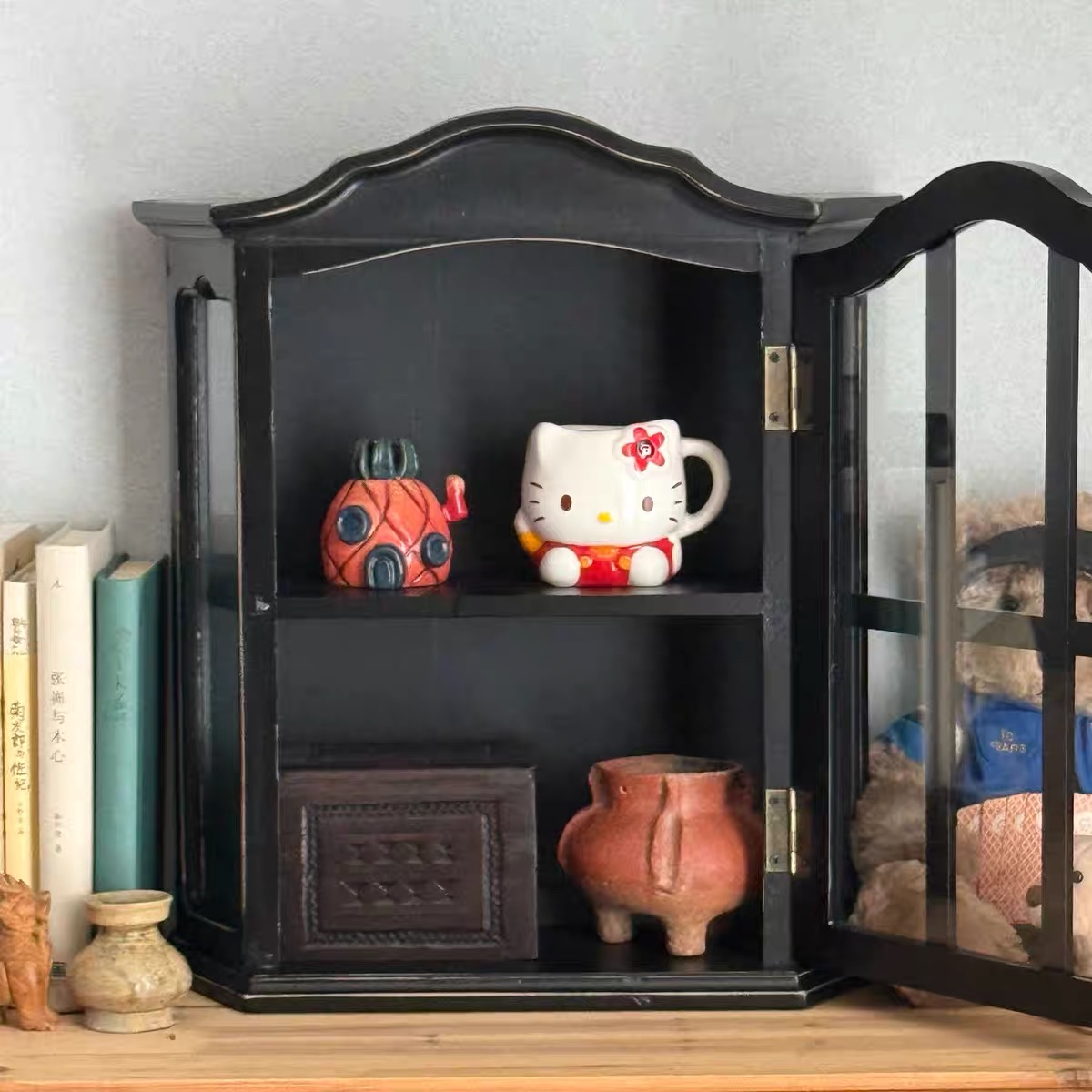 ตู้ติดผนังไม้เก่าแบบวินเทจพร้อ - Vintage Collectible Glass บทวิจารณ์และราคา
