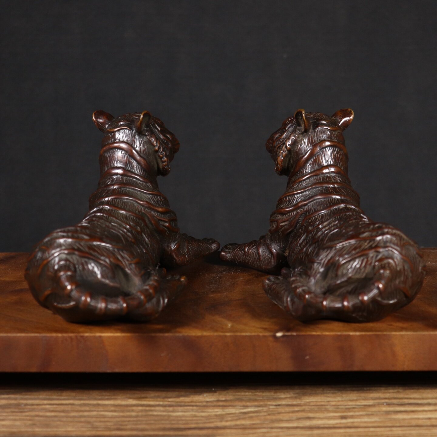 จีนฮวงจุ้ย รูปปั้นเสือทองแดงโบ - Vintage Collectible Stores บทวิจารณ์และราคา